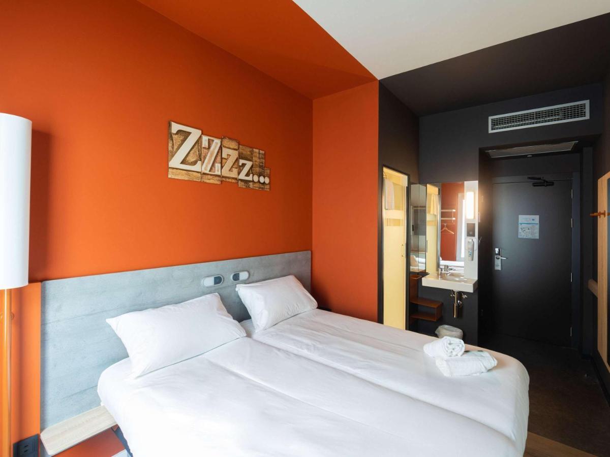 Ibis Budget Madrid Aeropuerto מראה חיצוני תמונה