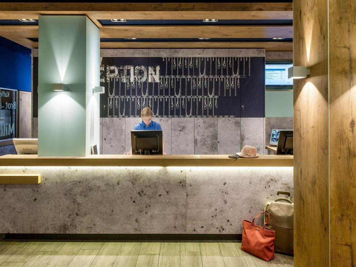 Ibis Budget Madrid Aeropuerto מראה חיצוני תמונה