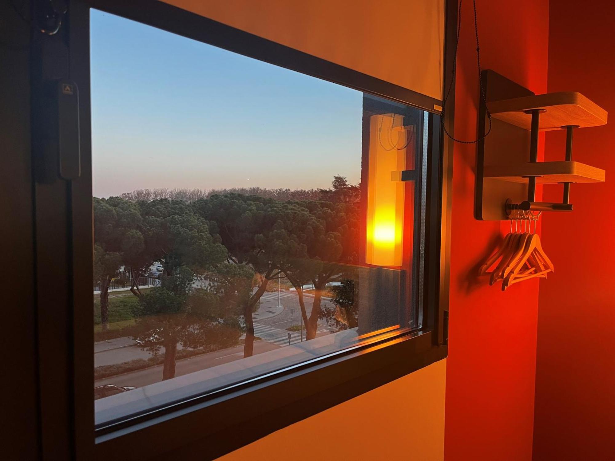 Ibis Budget Madrid Aeropuerto מראה חיצוני תמונה