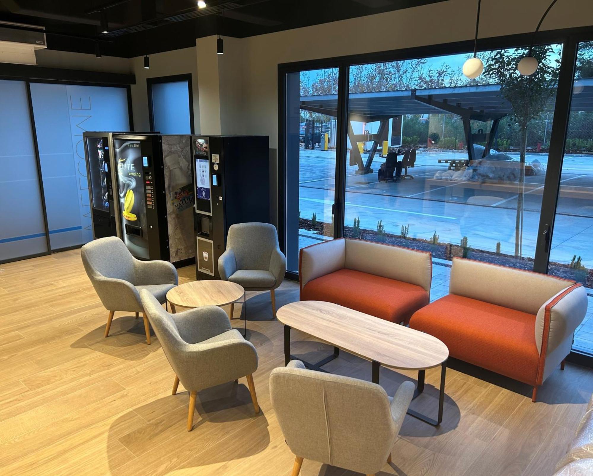 Ibis Budget Madrid Aeropuerto מראה חיצוני תמונה