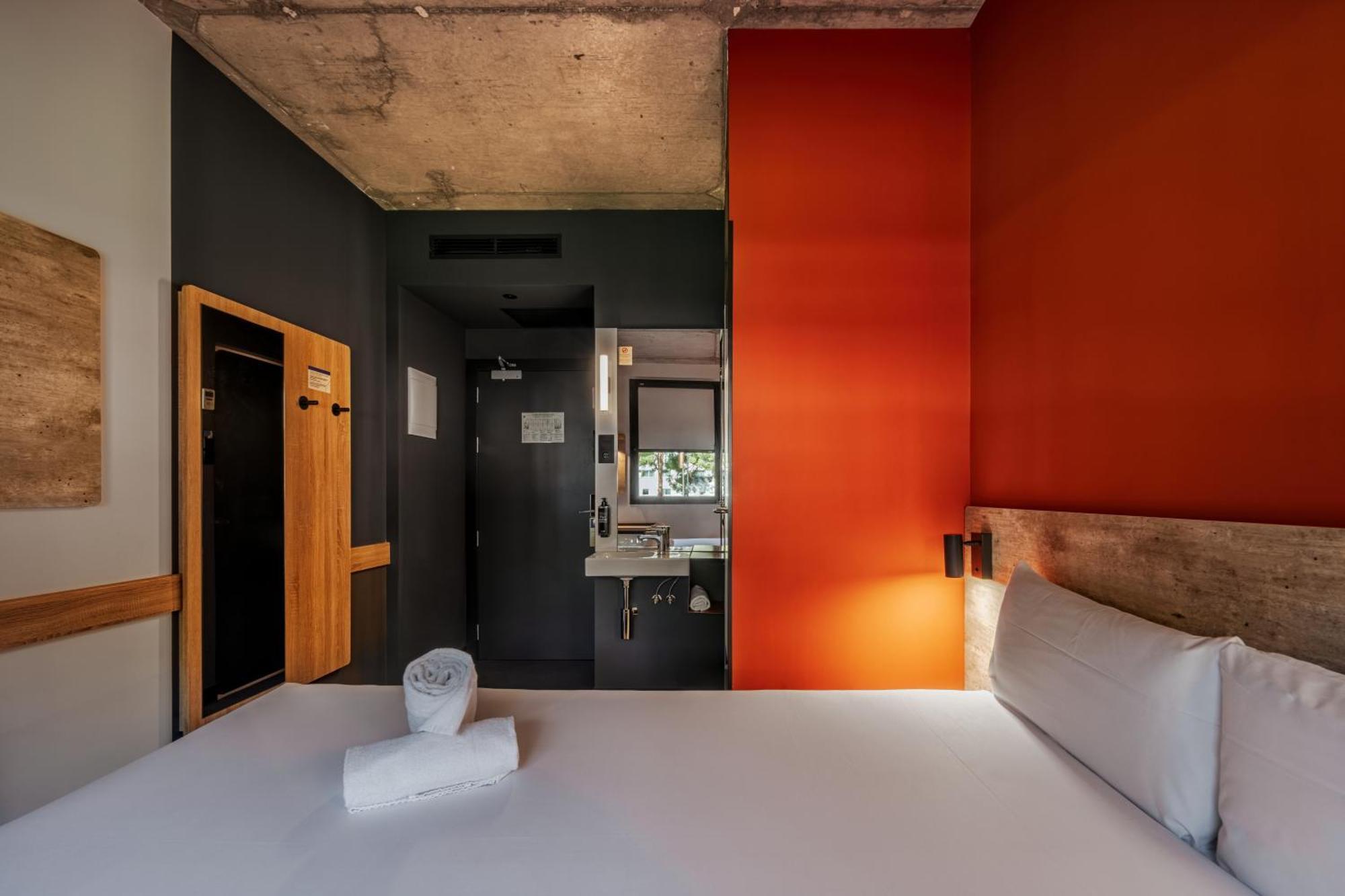 Ibis Budget Madrid Aeropuerto מראה חיצוני תמונה